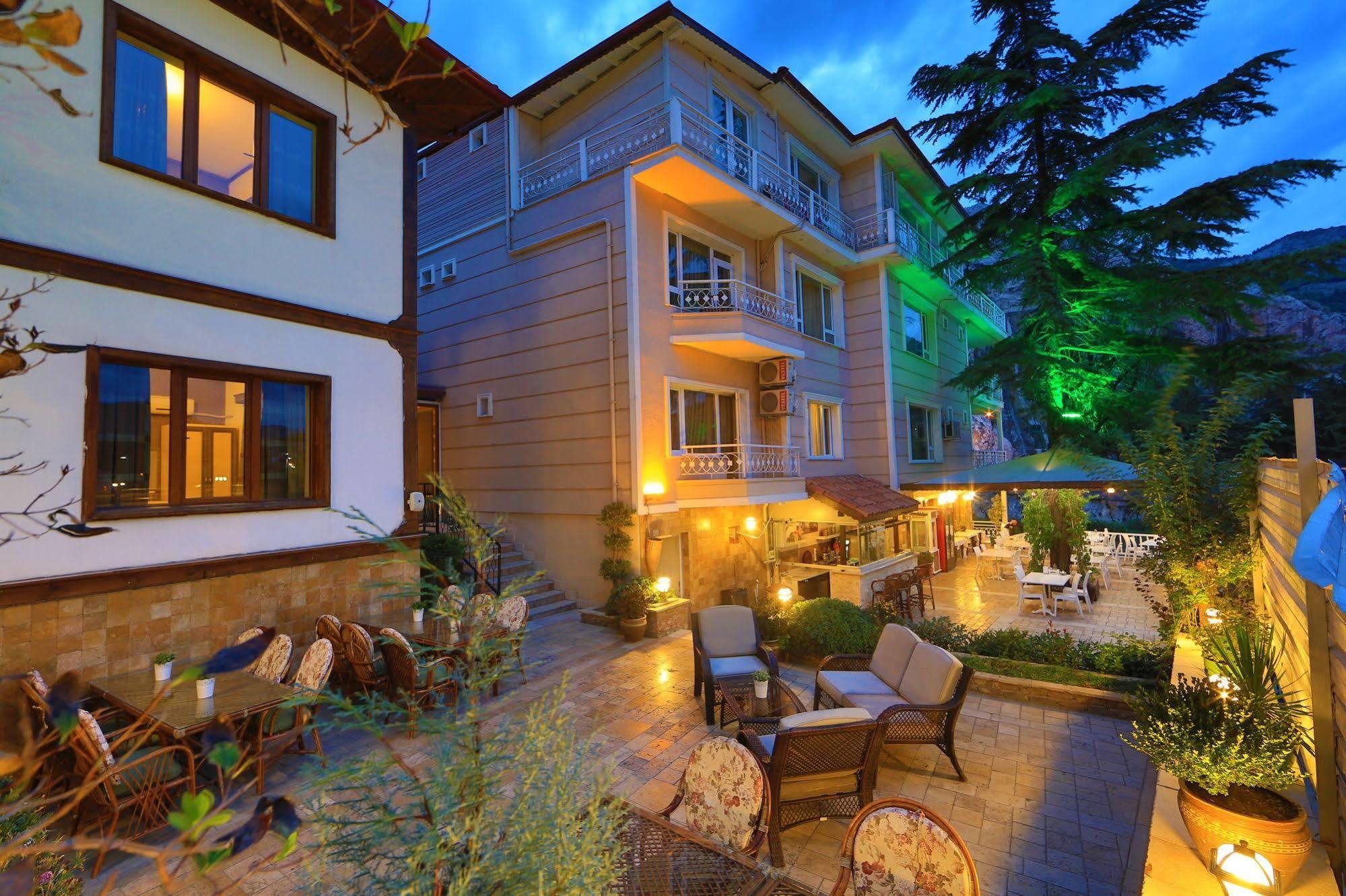 Lalehan Hotel Special Class Amasya Extérieur photo